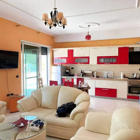 شقة Durres Beachfront Penthouse غوليم